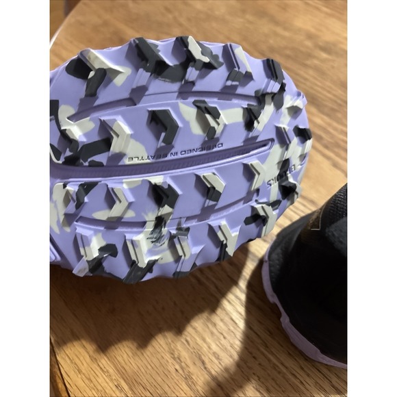 Brooks Cascadia 18 Womens Size 7D Black Purple Athletic Running Shoes Sneakers - Picture 15 of 16